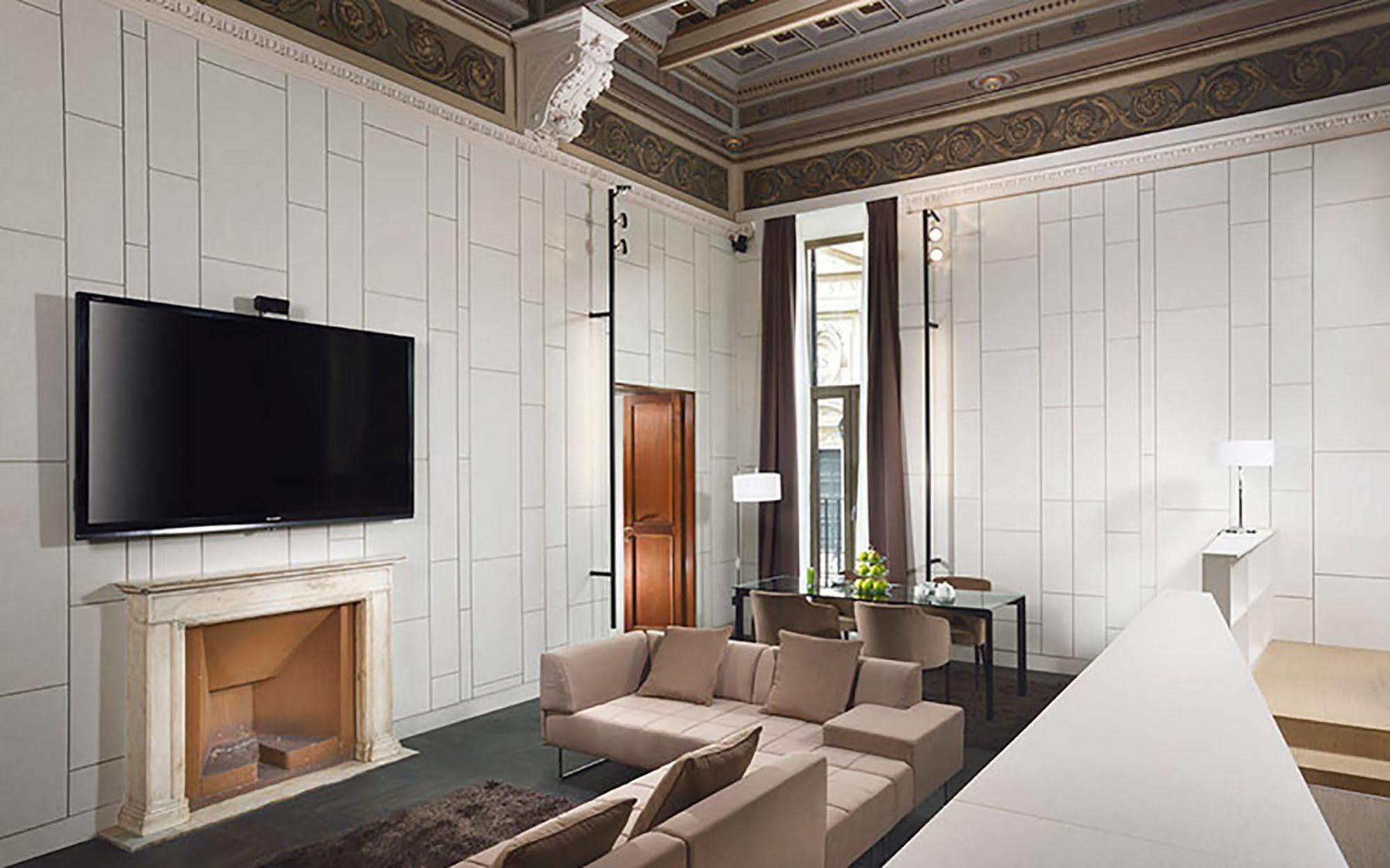 Piazza Del Gesu' Luxury Suites Rome Buitenkant foto