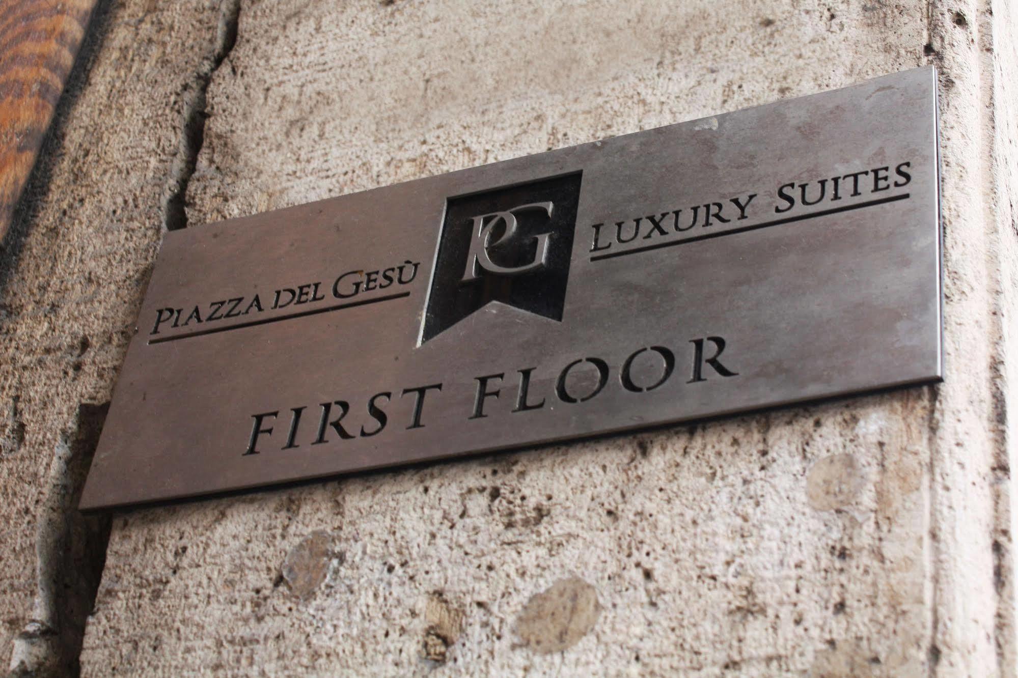 Piazza Del Gesu' Luxury Suites Rome Buitenkant foto